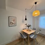 Victrix Homes León