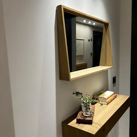 Victrix Homes ليون
