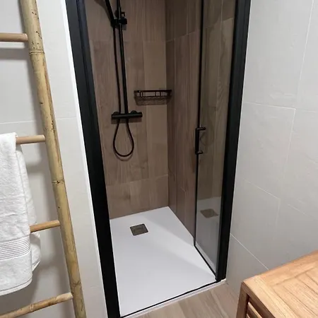 Victrixhomes 4* ليون